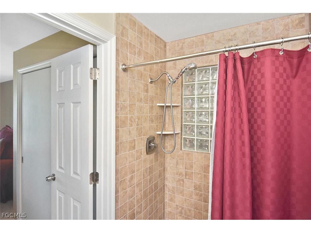 2237 Flora Avenue Fort Myers FL 33907 2026011254 image18