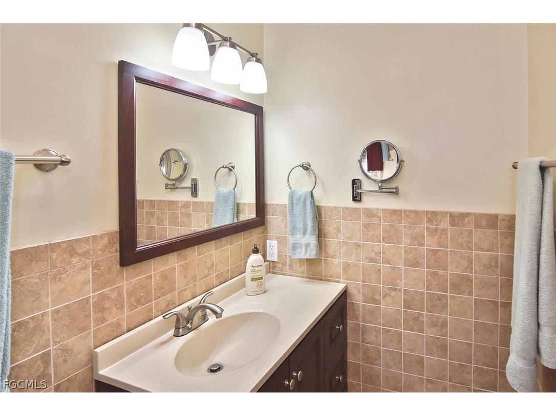 2237 Flora Avenue Fort Myers FL 33907 2026011254 image24