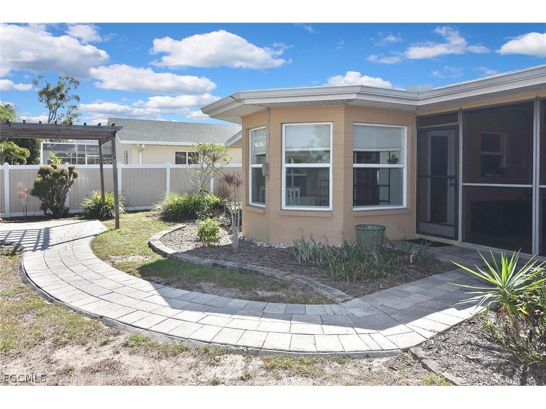 2237 Flora Avenue Fort Myers FL 33907 2026011254 image31