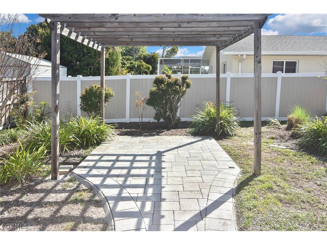 2237 Flora Avenue Fort Myers FL 33907 2026011254 image33