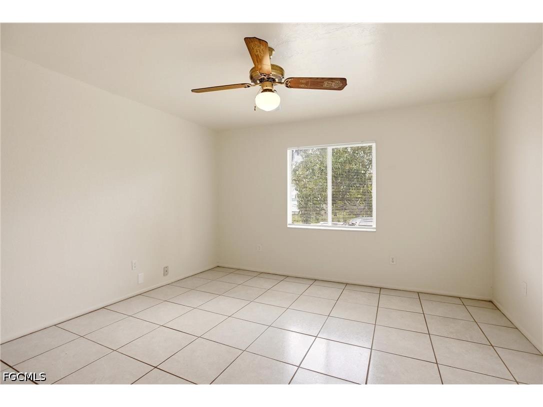 2237 Iris Way Fort Myers FL 33905 2026024120 image10