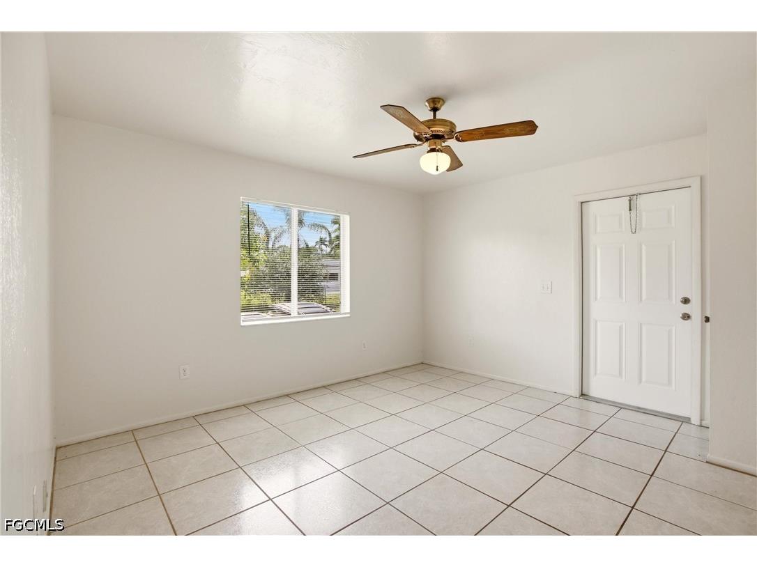 2237 Iris Way Fort Myers FL 33905 2026024120 image11