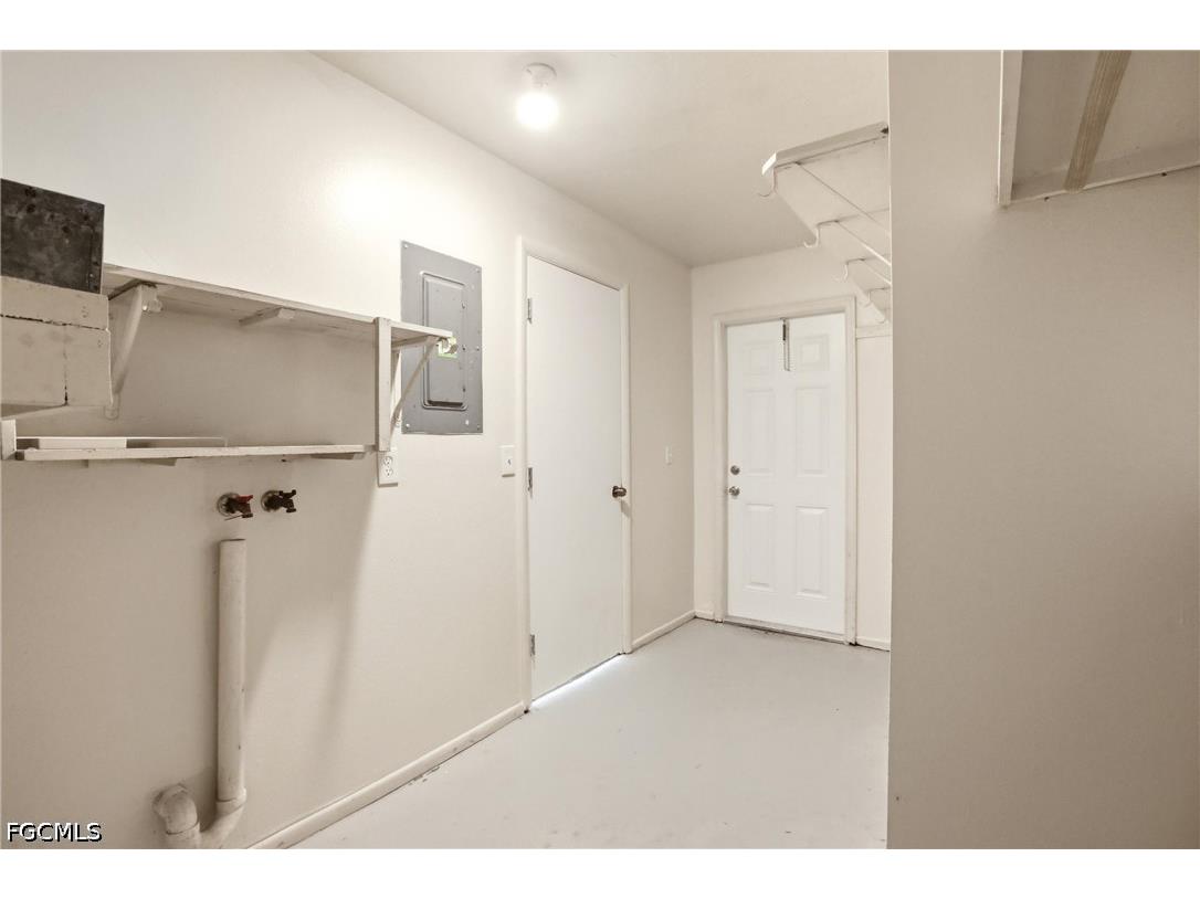 2237 Iris Way Fort Myers FL 33905 2026024120 image21