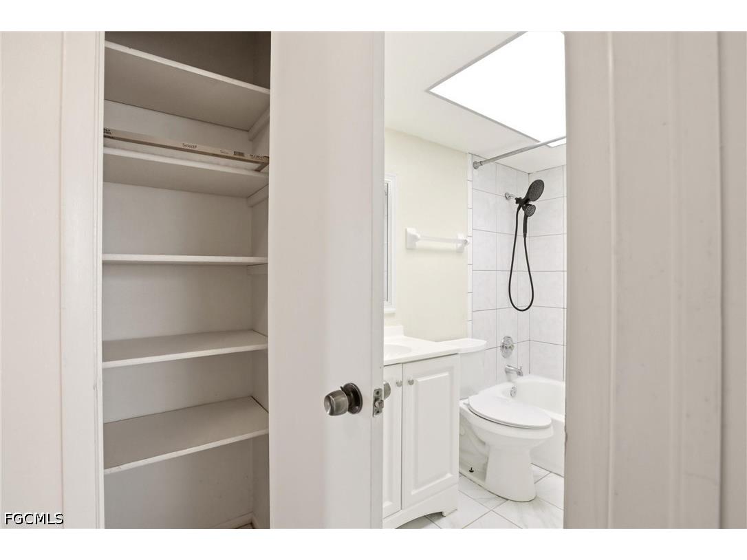 2237 Iris Way Fort Myers FL 33905 2026024120 image26
