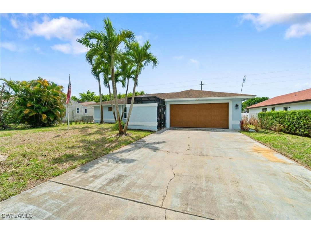 2237 Kings Lake Boulevard Naples FL 34112 223030884 image1