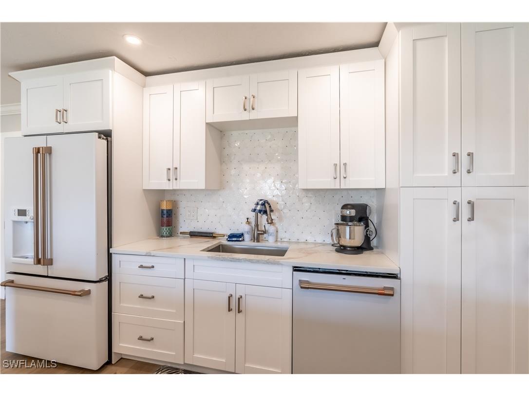 2237 Kings Lake Boulevard Naples FL 34112 225069632 image3