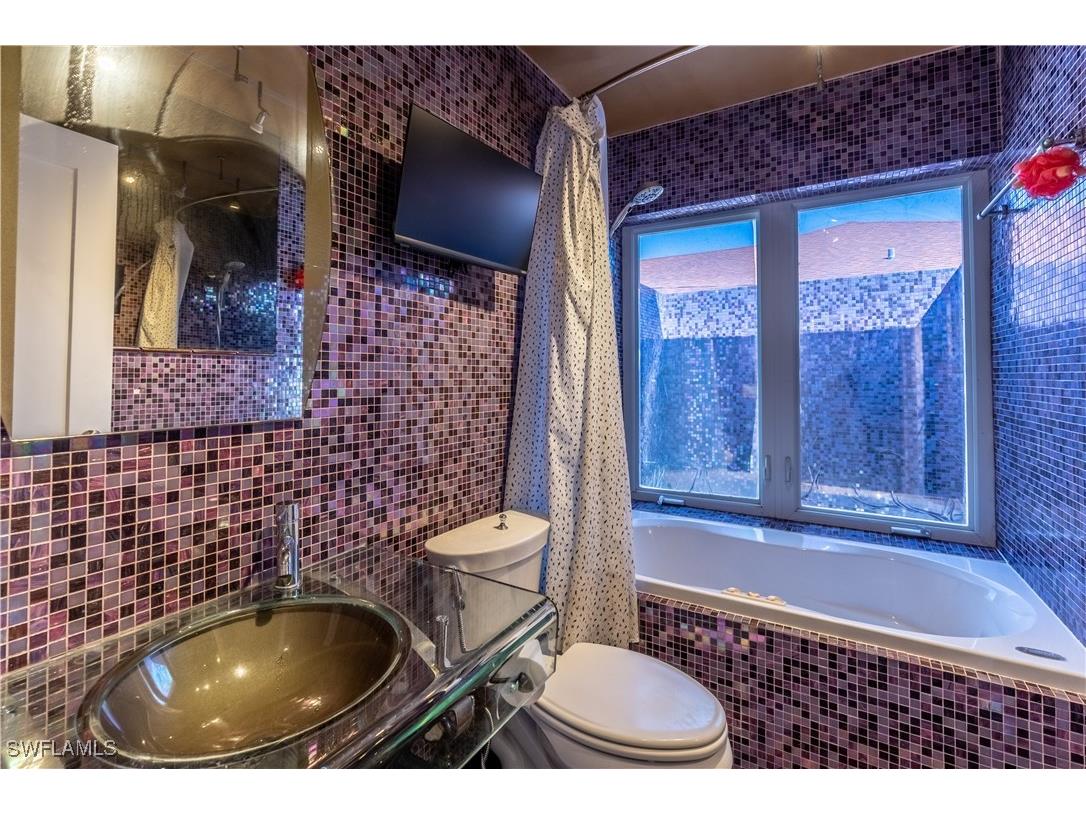 2237 Kings Lake Boulevard Naples FL 34112 225069632 image30