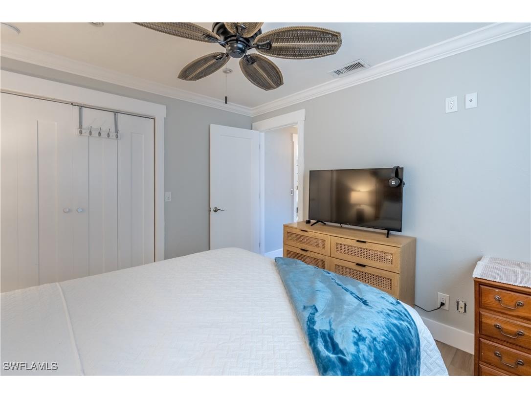 2237 Kings Lake Boulevard Naples FL 34112 225069632 image32