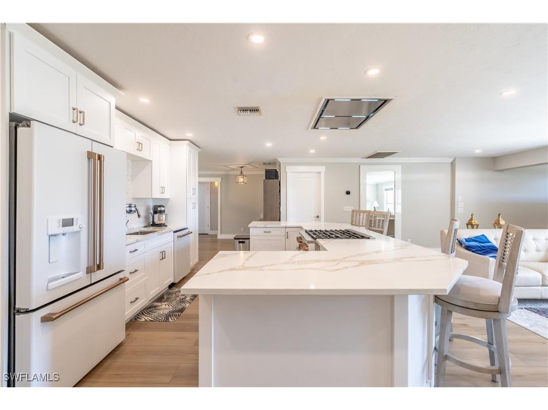 2237 Kings Lake Boulevard Naples FL 34112 225069632 image7