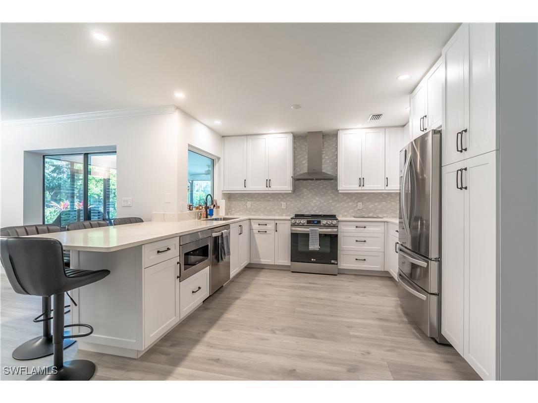 2237 River Reach Drive Naples FL 34104 226001365 image1