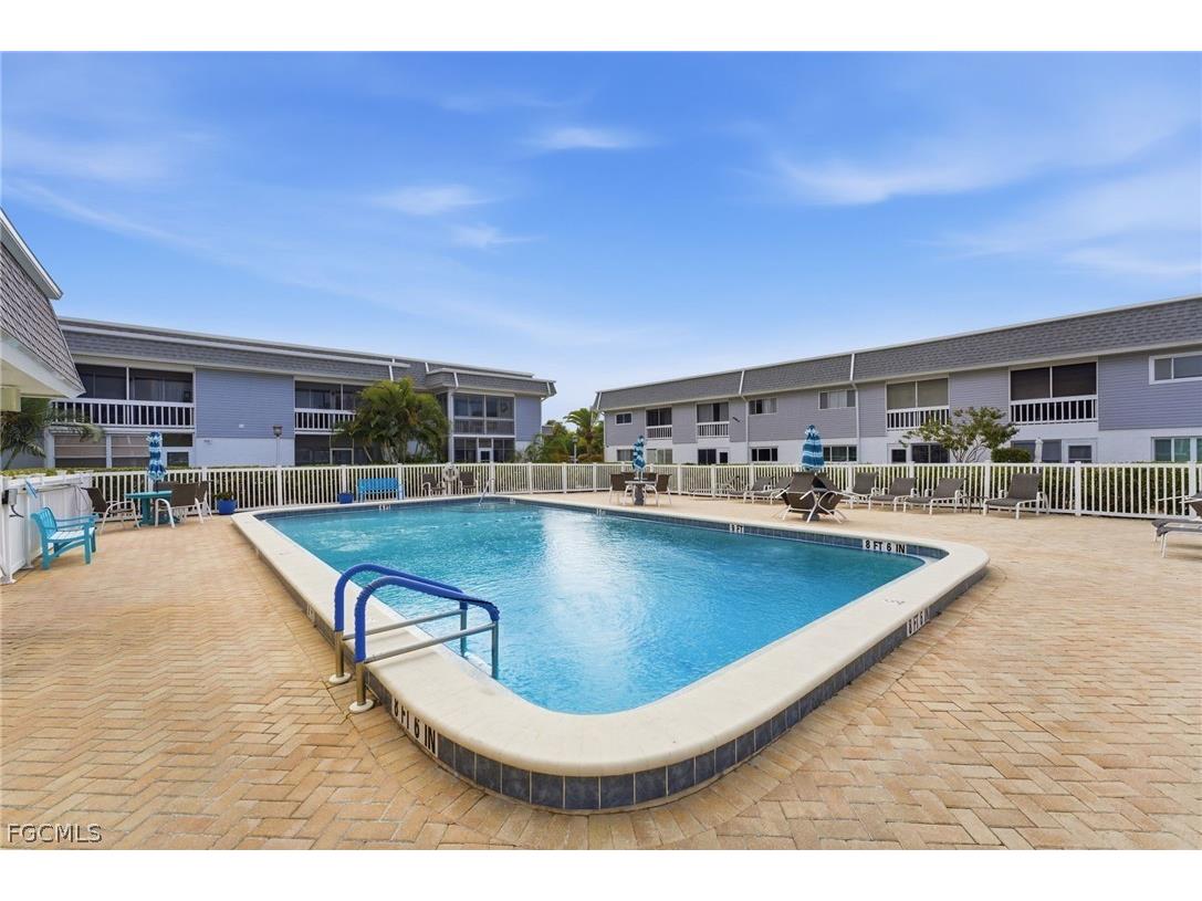 22375 Edgewater Drive #205 Punta Gorda FL 33980 2026006929 image1