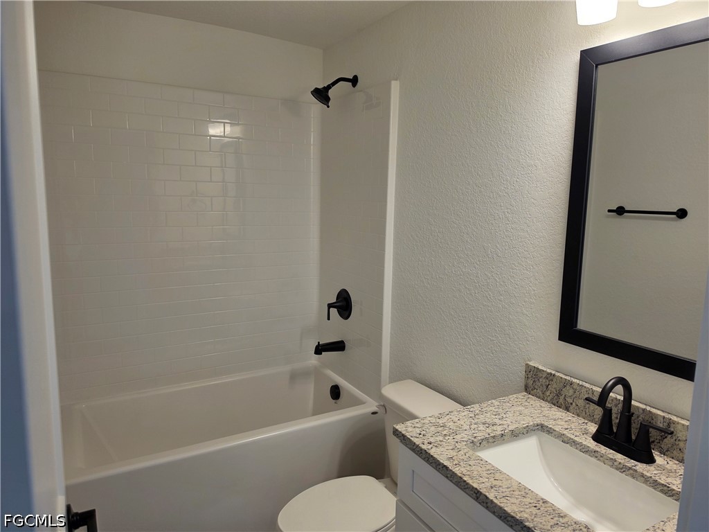 2238 NW 2nd Street Cape Coral FL 33993 2026006956 image25