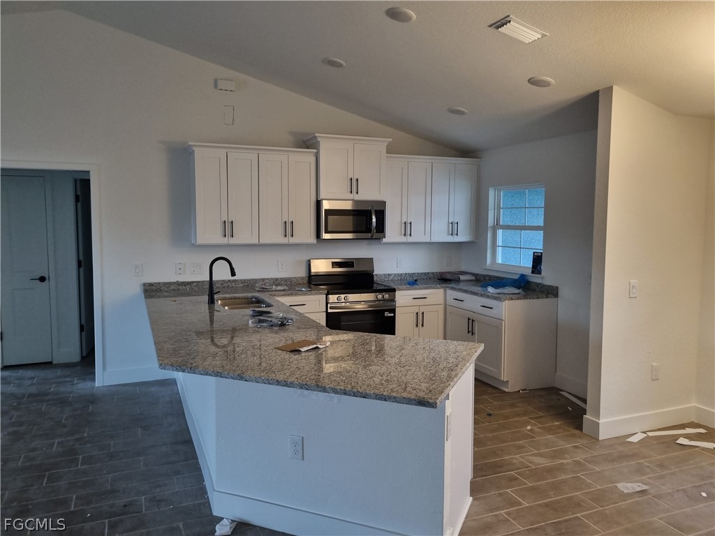 2238 NW 2nd Street Cape Coral FL 33993 2026006956 image5