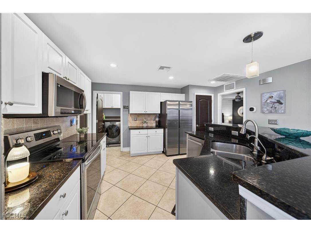 2238 NW 8th Terrace Cape Coral FL 33993 2026010959 image11