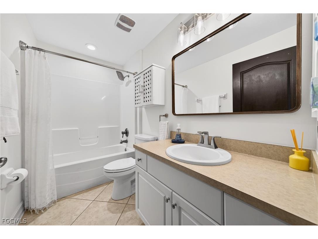 2238 NW 8th Terrace Cape Coral FL 33993 2026010959 image22