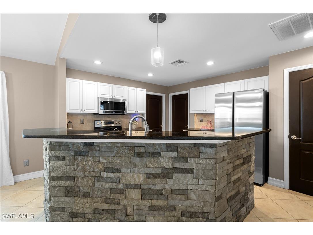 2238 NW 8th Terrace Cape Coral FL 33993 225046137 image12