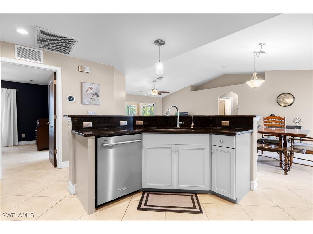 2238 NW 8th Terrace Cape Coral FL 33993 225046137 image15