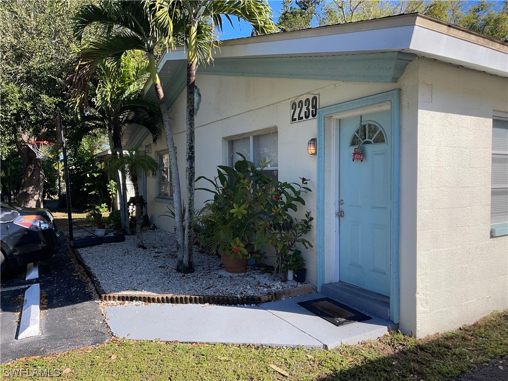 2239 Euclid Avenue Fort Myers FL 33901 223023214 image1