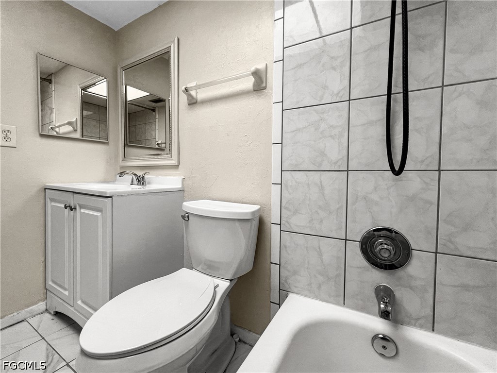 2239 Iris Way Fort Myers FL 33905 2026017973 image17
