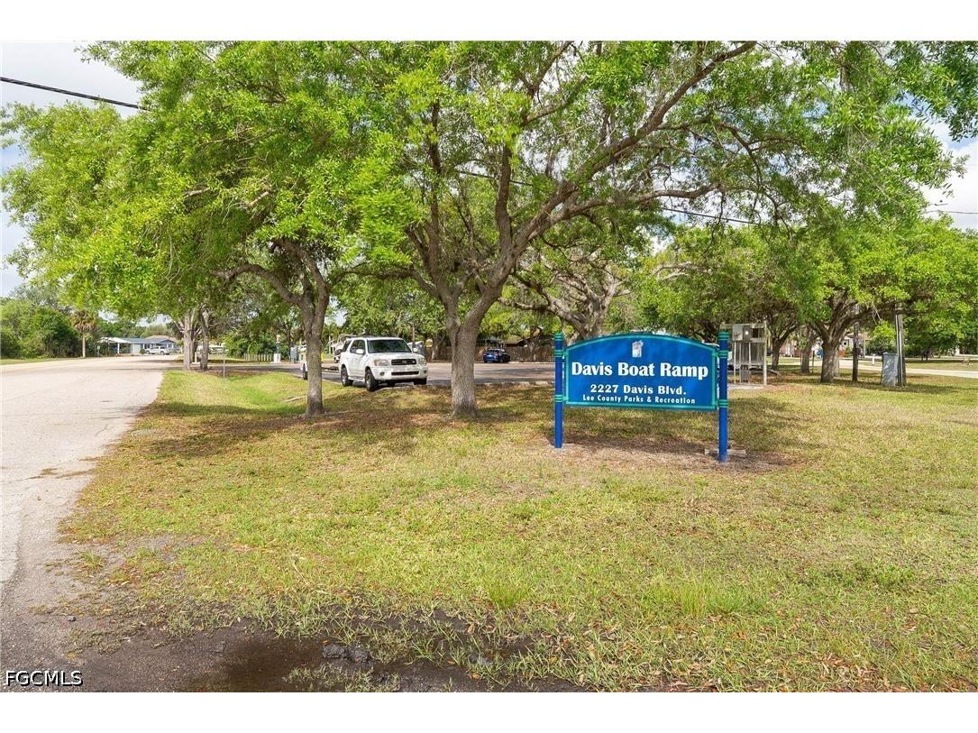 2239 Lotus Road Fort Myers FL 33905 2026015214 image20