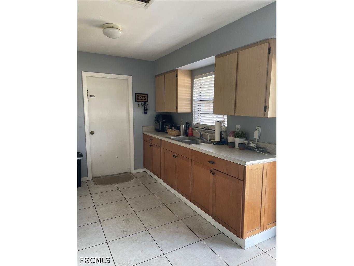2239 Lotus Road Fort Myers FL 33905 2026015214 image6