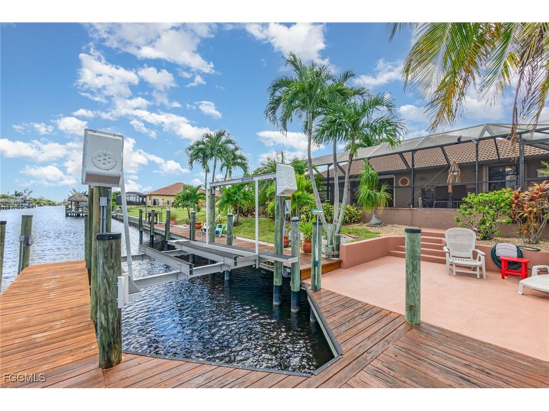 2239 Old Burnt Store Road N Cape Coral FL 33993 2025013109 image2