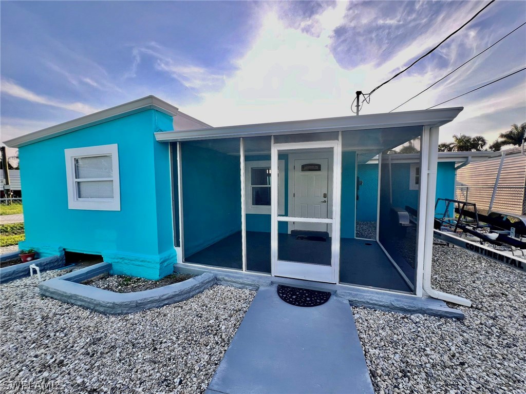 2239 Queen Anne Drive Fort Myers FL 33905 224028530 image1