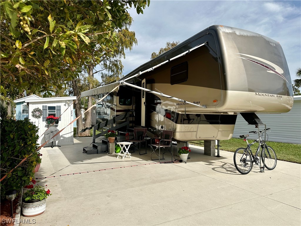 224 Cattleya Refuge Naples FL 34114 223088991 image1