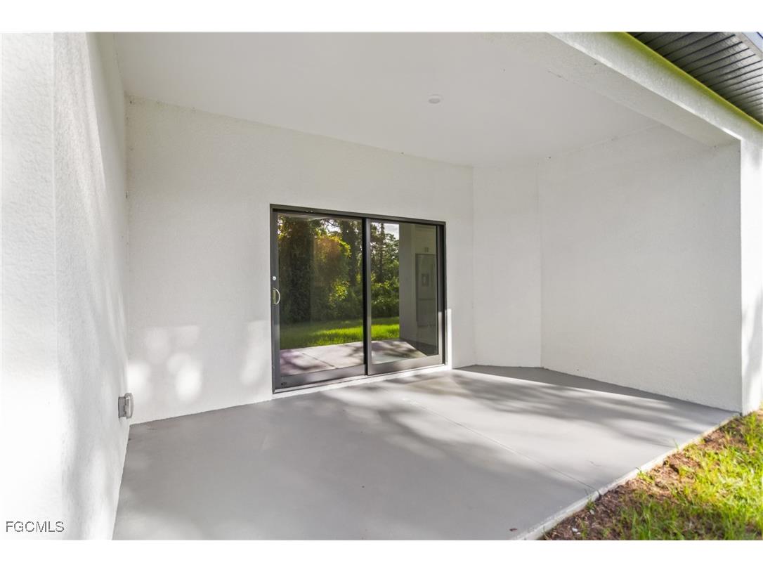 224 Lomax Avenue S Lehigh Acres FL 33974 2025014011 image35