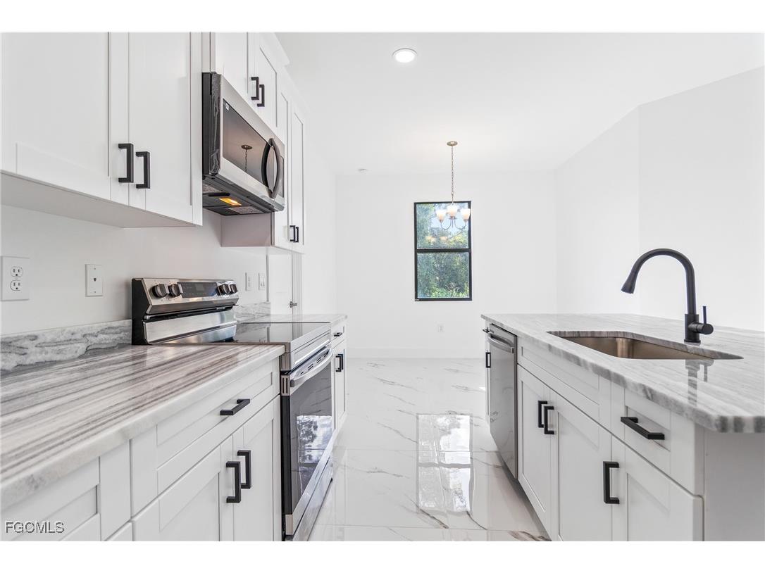 224 Lomax Avenue S Lehigh Acres FL 33974 2025014011 image4