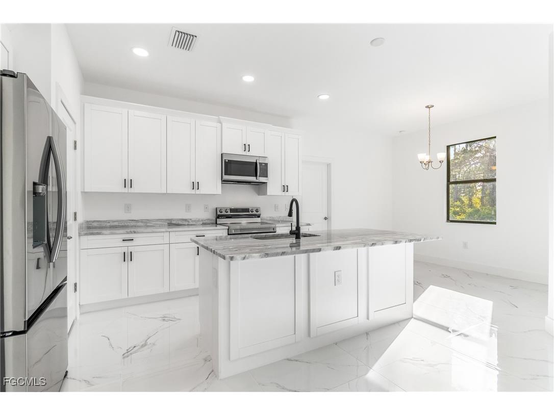 224 Lomax Avenue S Lehigh Acres FL 33974 2025014011 image7