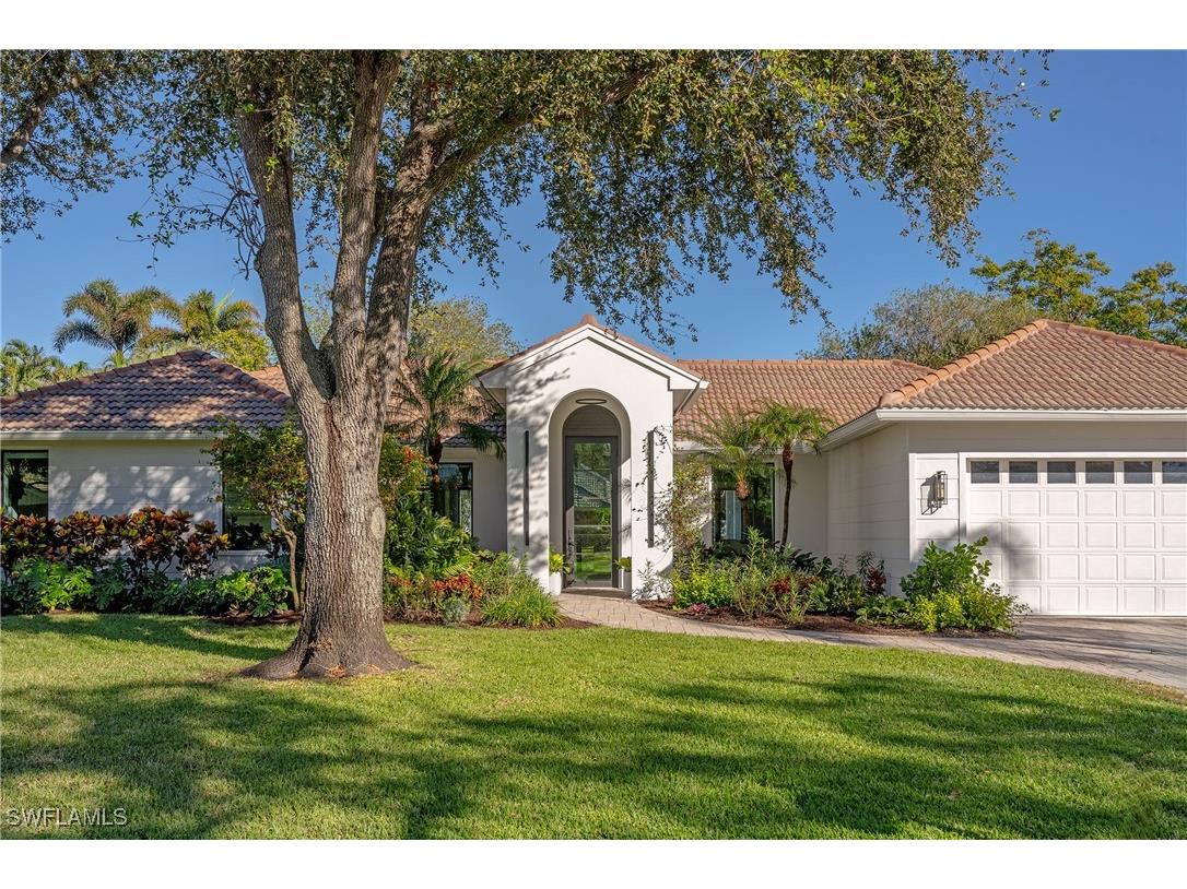 224 Monterey Drive Naples FL 34119 225001363 image1