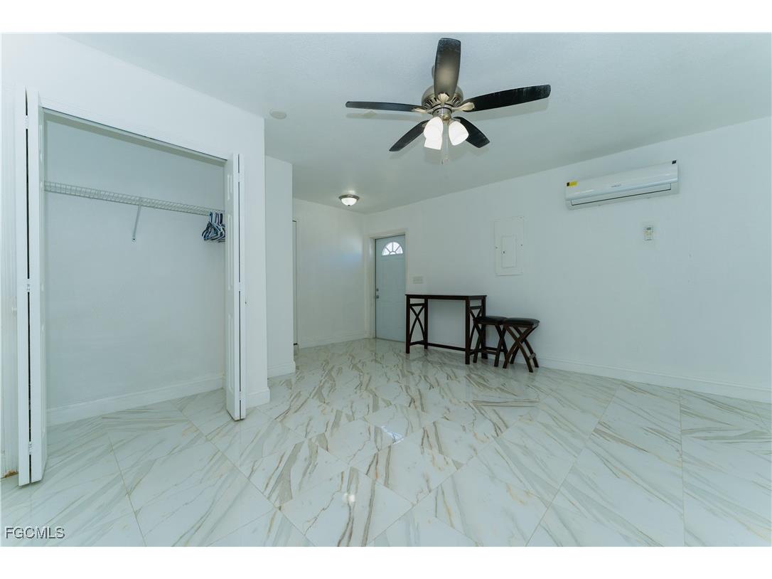 224 NE 9th Terrace Cape Coral FL 33909 2025017712 image14