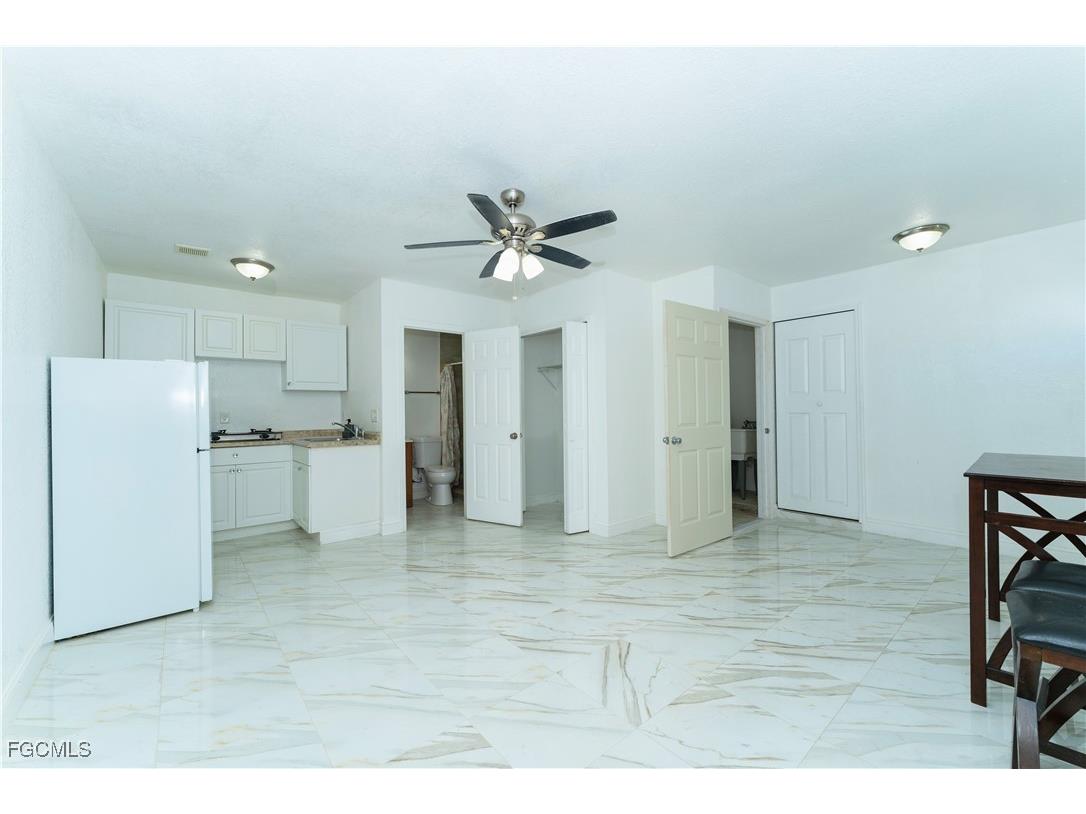 224 NE 9th Terrace Cape Coral FL 33909 2025017712 image19