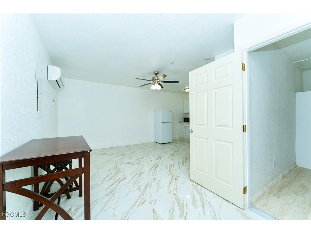 224 NE 9th Terrace Cape Coral FL 33909 2025017712 image22