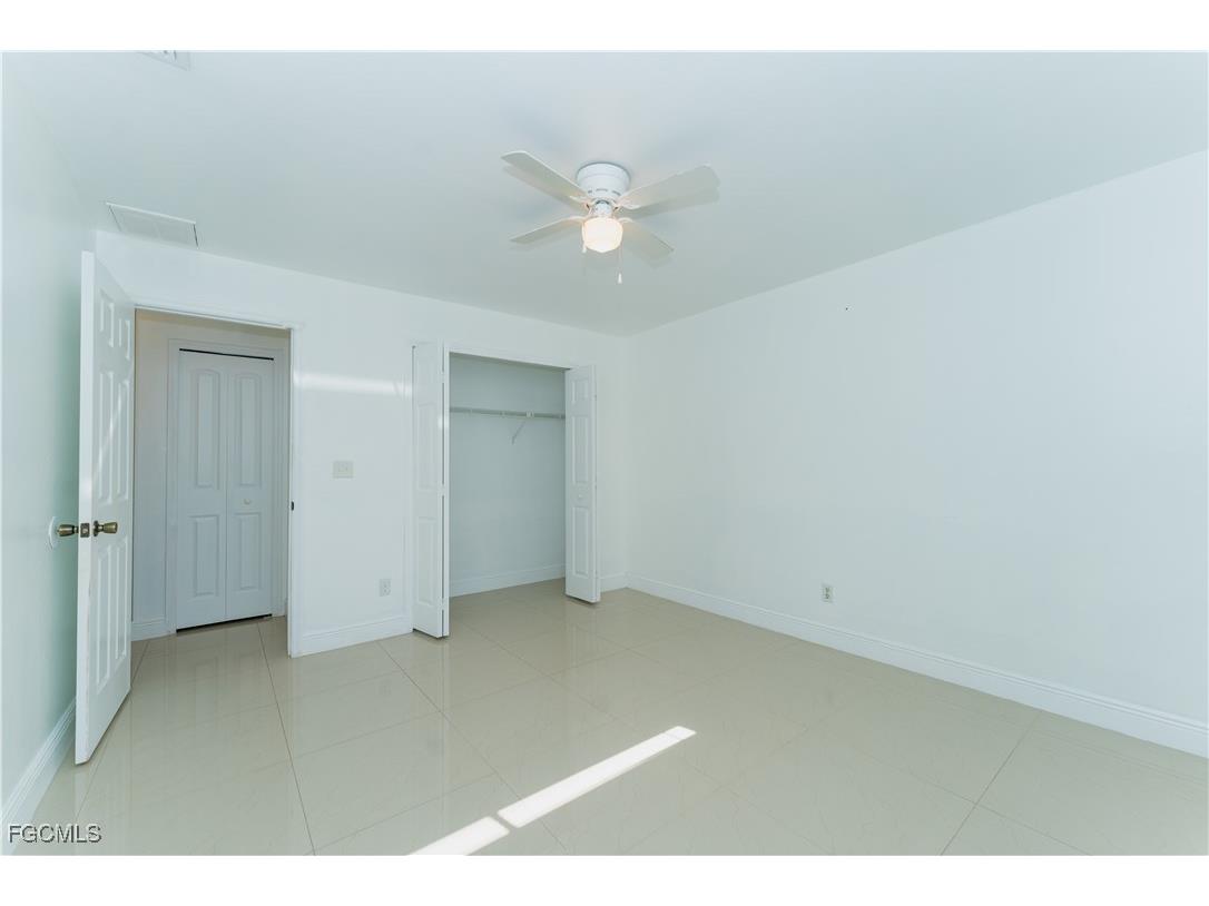 224 NE 9th Terrace Cape Coral FL 33909 2025017712 image28