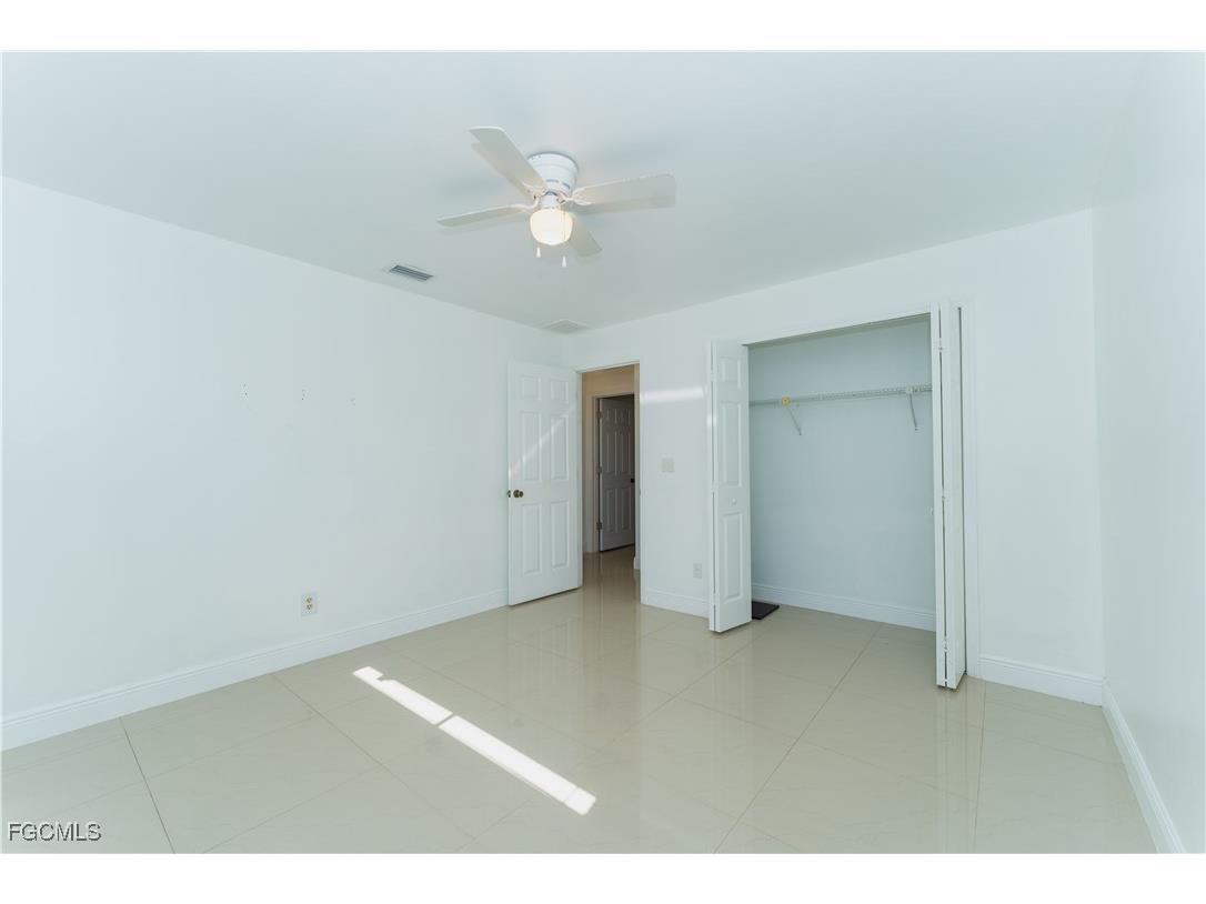 224 NE 9th Terrace Cape Coral FL 33909 2025017712 image29