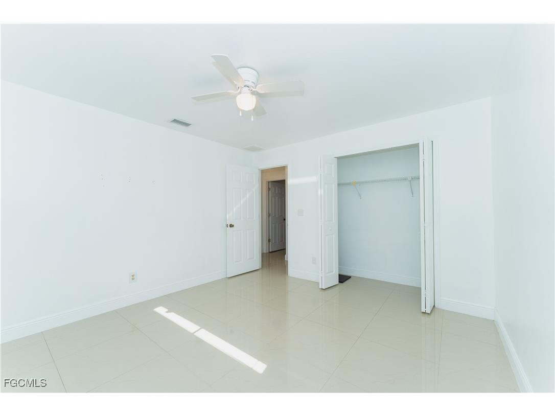 224 NE 9th Terrace Cape Coral FL 33909 2025017712 image30
