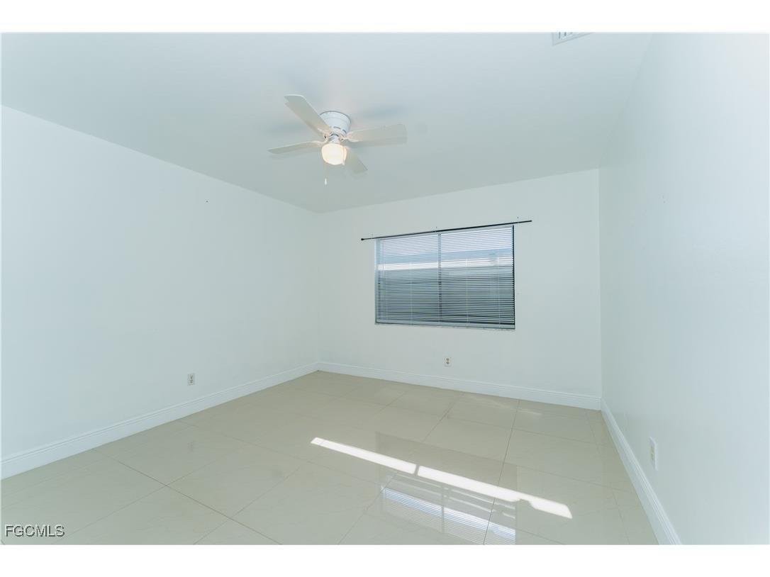 224 NE 9th Terrace Cape Coral FL 33909 2025017712 image31