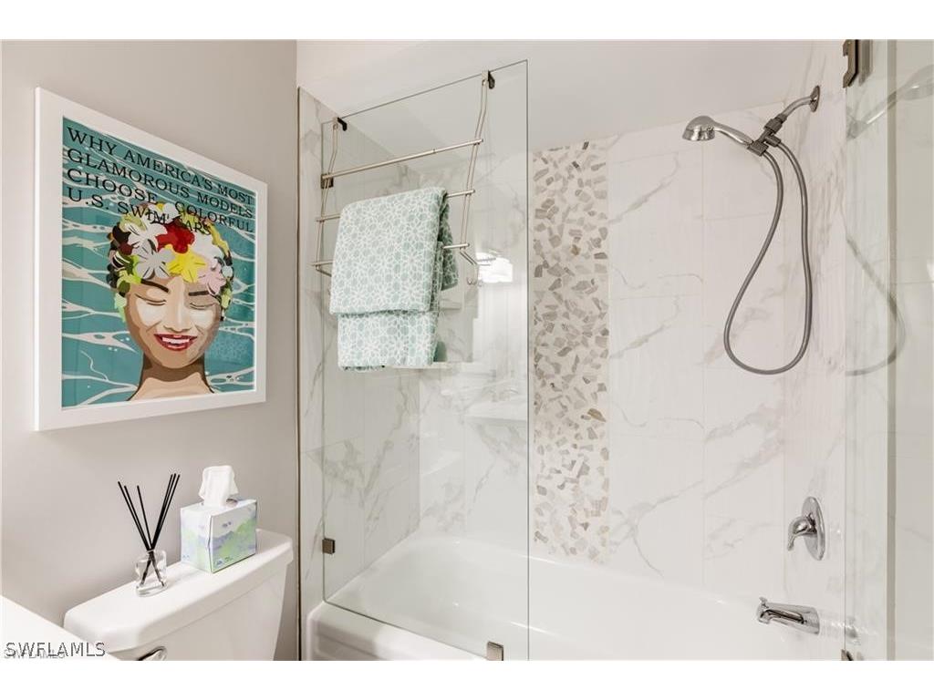 224 Palm Drive #8 Naples FL 34112 226012008 image4