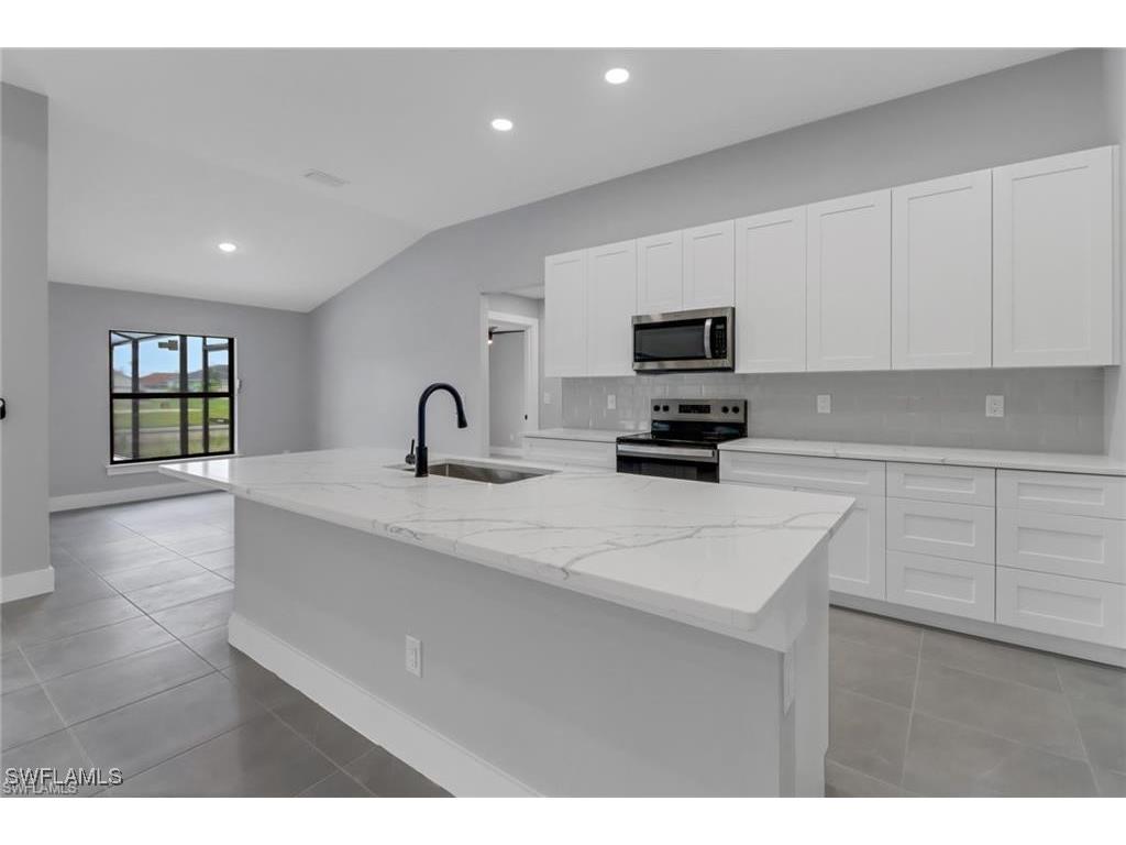 224 SE 13th Terrace Cape Coral FL 33990 225072892 image6