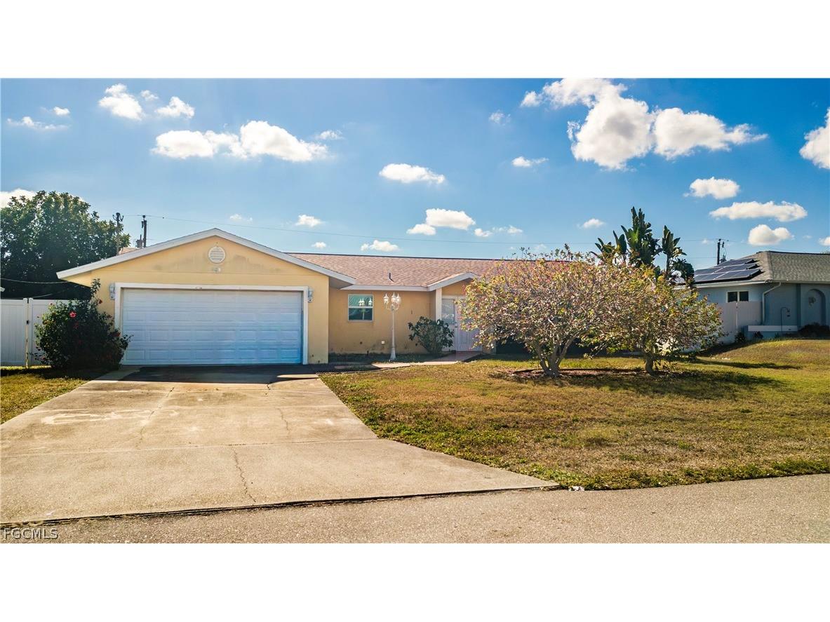 224 SE 3rd Terrace Cape Coral FL 33990 2026006636 image1