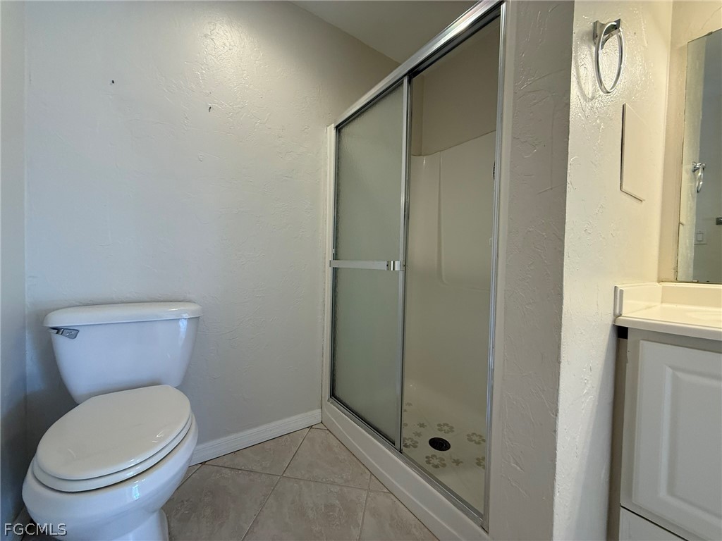224 SE 3rd Terrace Cape Coral FL 33990 2026006636 image8