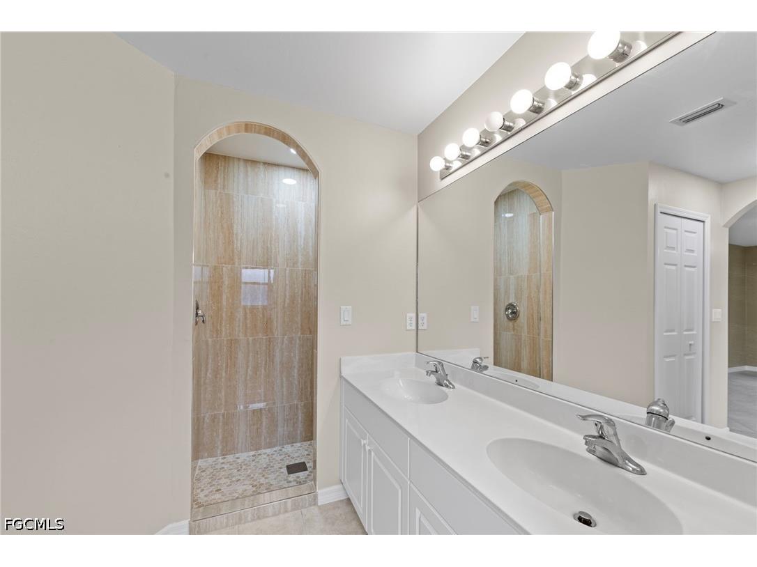 224 SW 14th Avenue Cape Coral FL 33991 2026018240 image10