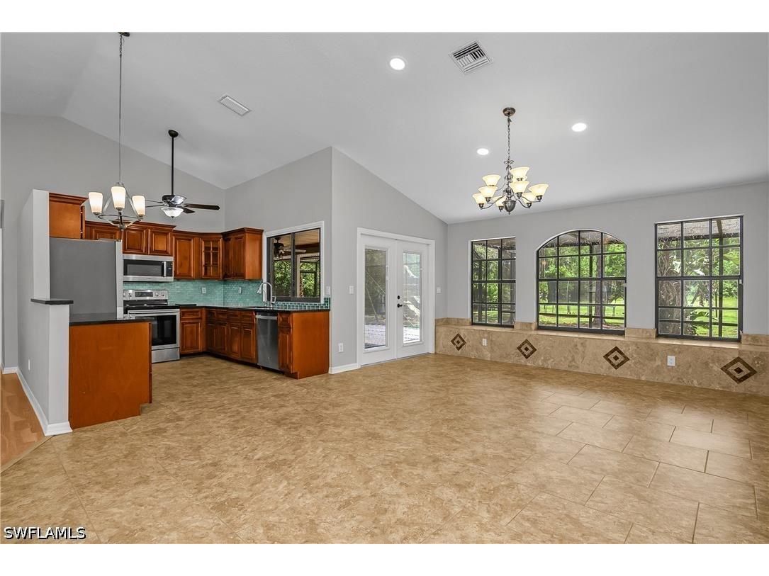 2240 19th Street SW Naples FL 34117 226025629 image9