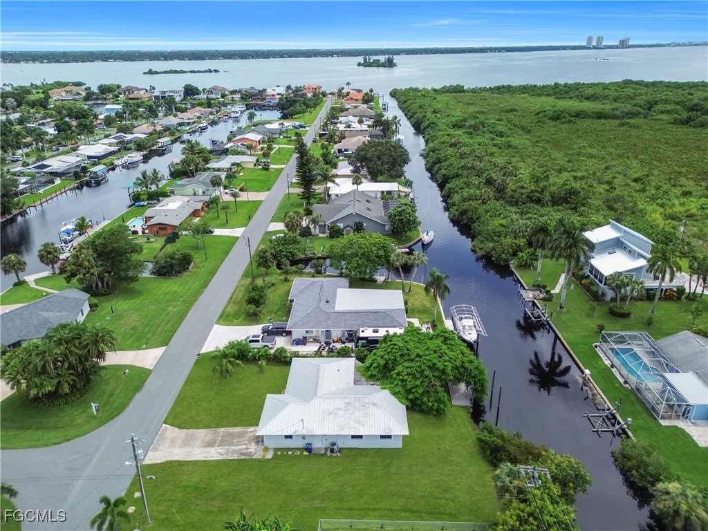 2241 Club House Road North Fort Myers FL 33917 225059660 image35