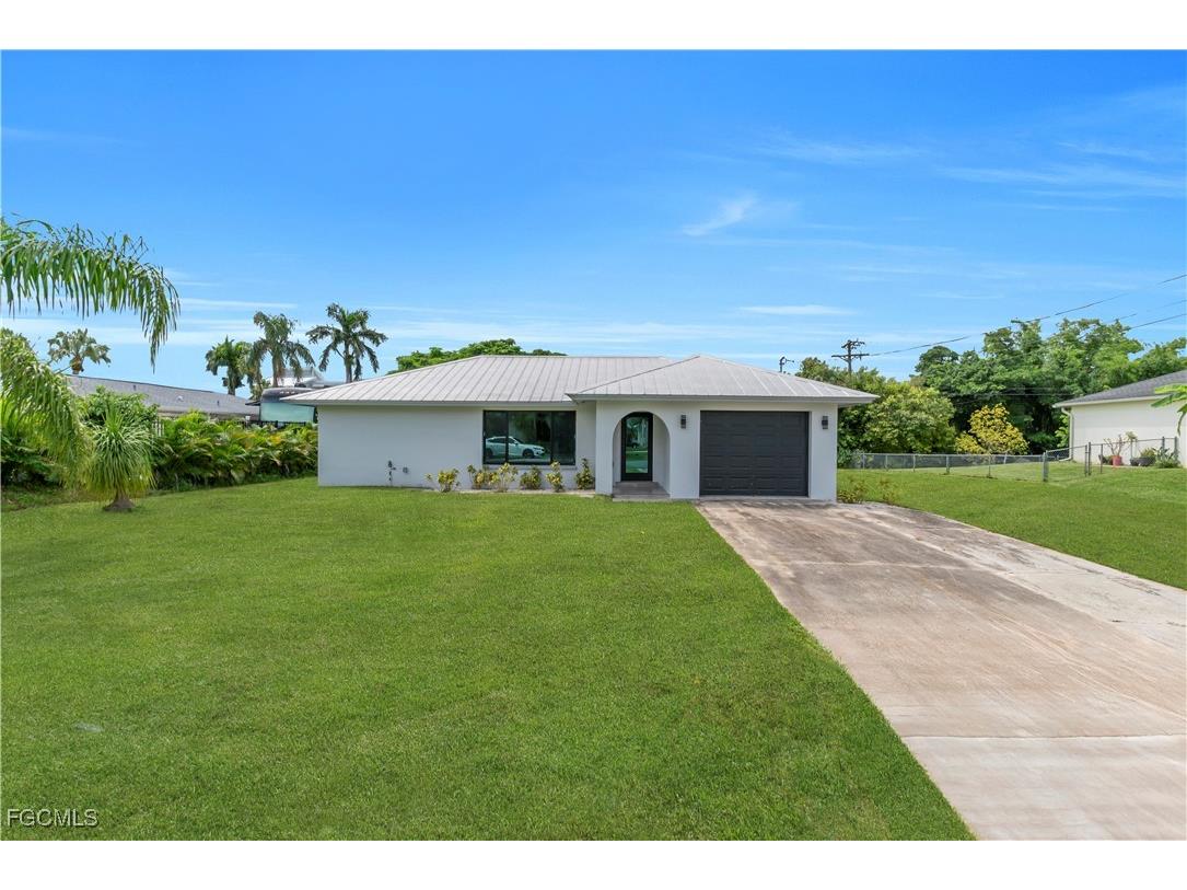 2241 Club House Road North Fort Myers FL 33917 225059660 image47