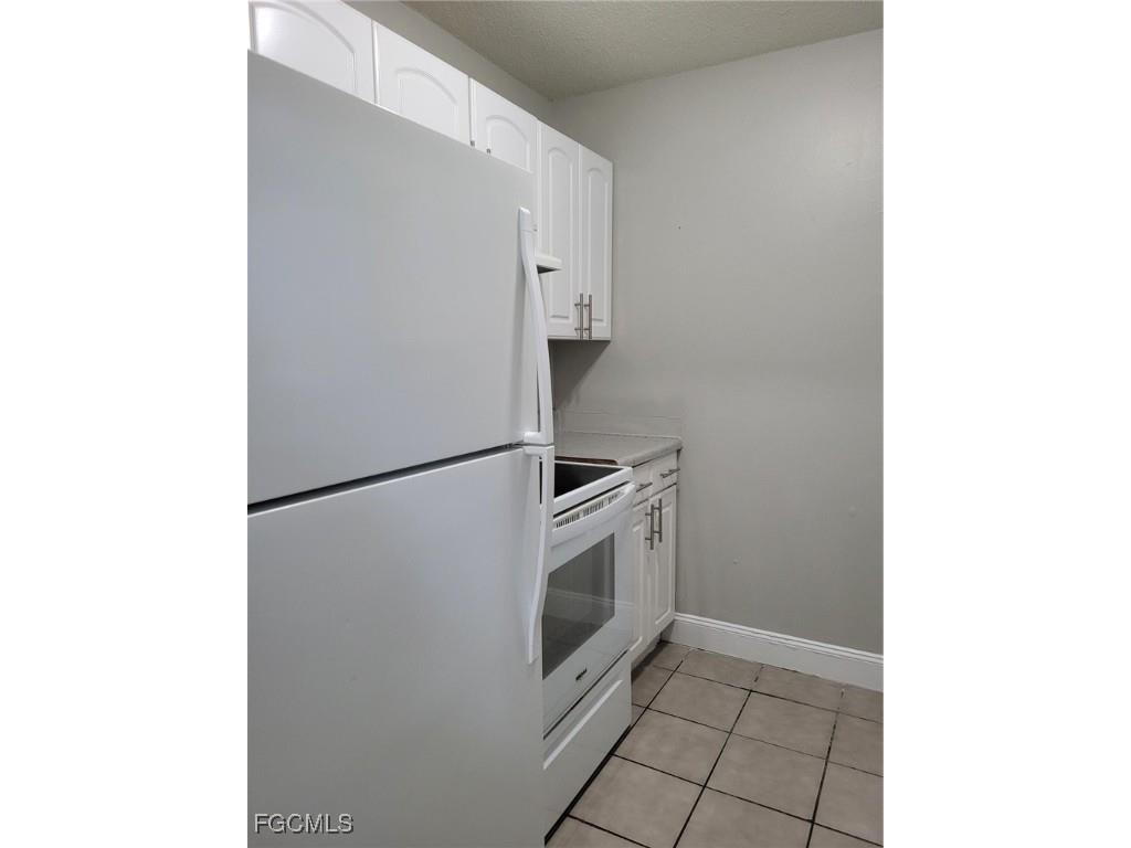 2241 Euclid Avenue #4 Fort Myers FL 33901 2026000882 image2
