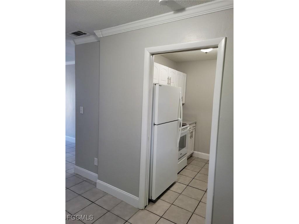 2241 Euclid Avenue #4 Fort Myers FL 33901 2026000882 image4