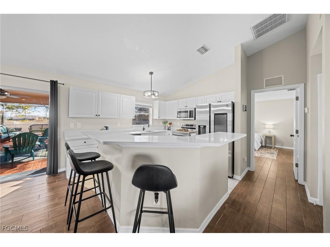 2241 NW 2nd Avenue Cape Coral FL 33993 2026009489 image10